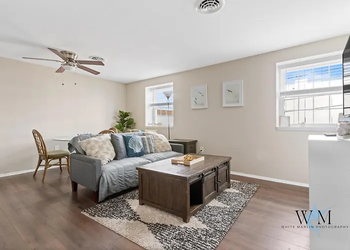 1br With Pool Access, Steps From The Perfect For Family Getaways!