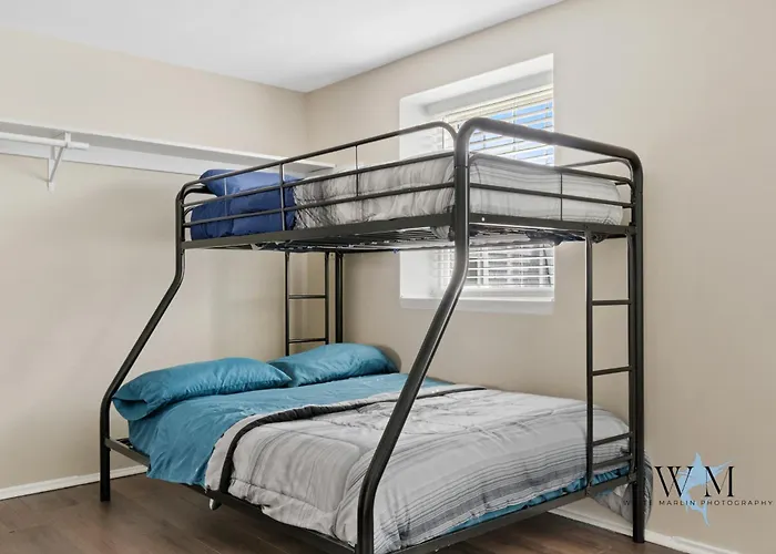 1br With Pool Access, Steps From The Perfect For Family Getaways! Apartment