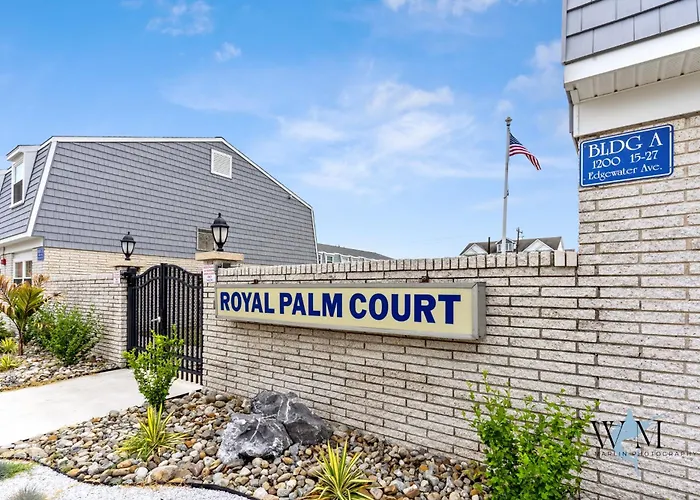 1br With Pool Access, Steps From The Perfect For Family Getaways! Apartment *